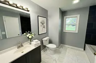 2886 S Southbrook Dr, Kankakee, IL 60901 - Photo 9