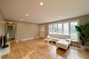 215 S Forest Ave, Palatine, IL 60074 - Photo 3