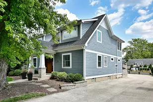 685 S Saylor Ave, Elmhurst, IL 60126 - Photo 3