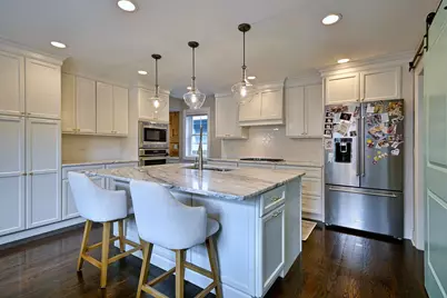 685 S Saylor Avenue, Elmhurst, IL 60126 - Photo 13