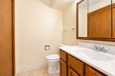 5447 W Lawrence Avenue #203, Chicago, IL 60630 - Photo 29