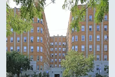 6748 N Ashland Avenue #105, Chicago, IL 60626 - Photo 1
