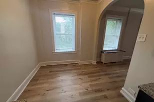 6748 N Ashland Ave, Chicago, IL 60626 - Photo 7