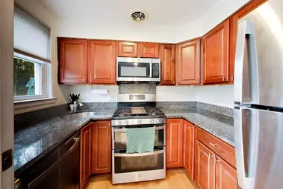 5816 W Greenleaf Avenue, Chicago, IL 60646 - Photo 9