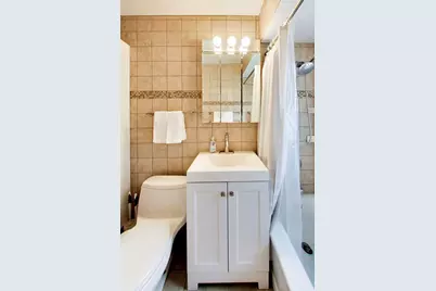 5816 W Greenleaf Avenue, Chicago, IL 60646 - Photo 17