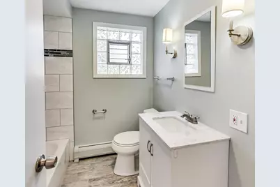 16W674 56th Place #2, Clarendon Hills, IL 60514 - Photo 11