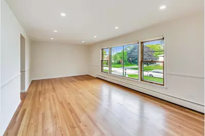 16W674 56th Place #2, Clarendon Hills, IL 60514 - Photo 5