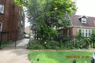 1133 E 81st Pl, Chicago, IL 60619 - Photo 3