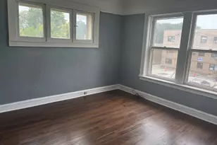 1133 E 81st Pl, Chicago, IL 60619 - Photo 15