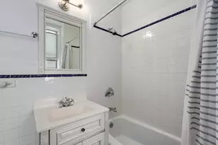 2044 N Bissell St, Chicago, IL 60614 - Photo 25
