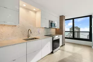 1030 N State St, Chicago, IL 60610 - Photo 9