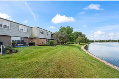 670 Versailles Circle #D, Elk Grove Village, IL 60007 - Photo 1