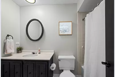670 Versailles Circle #D, Elk Grove Village, IL 60007 - Photo 15