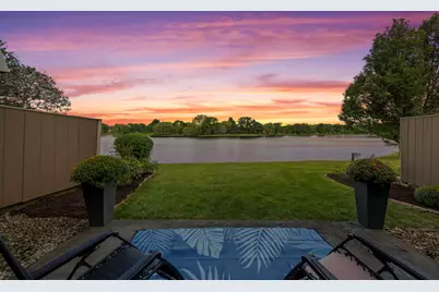 670 Versailles Circle #D, Elk Grove Village, IL 60007 - Photo 19