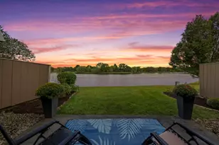 670 Versailles Circle, Elk Grove Village, IL 60007 - Photo 19