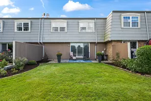 670 Versailles Circle, Elk Grove Village, IL 60007 - Photo 29