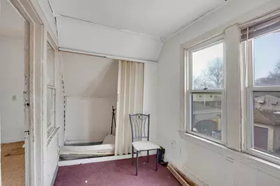 9352 S Woodlawn Avenue, Chicago, IL 60619 - Photo 9