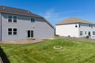 2009 Mayfair Dr, Island Lake, IL 60042 - Photo 35