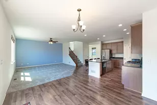 2009 Mayfair Dr, Island Lake, IL 60042 - Photo 9