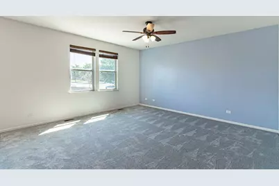 2009 Mayfair Drive, Island Lake, IL 60042 - Photo 11