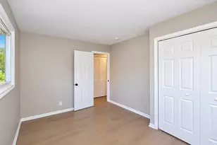 843 Navajo Dr, Carpentersville, IL 60110 - Photo 23