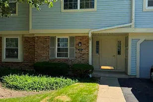 1228 Bradwell Ln, Mundelein, IL 60060 - Photo 1