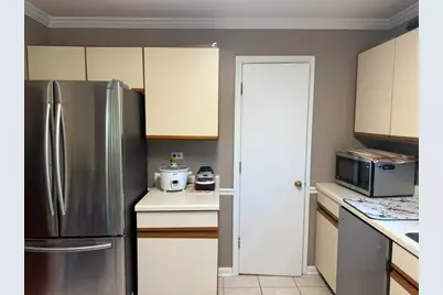 1228 Bradwell Lane #D, Mundelein, IL 60060 - Photo 9