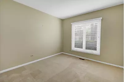 1525 Mayfield Lane, Hoffman Estates, IL 60169 - Photo 17