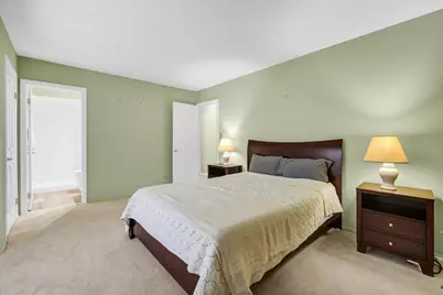 1525 Mayfield Lane, Hoffman Estates, IL 60169 - Photo 15