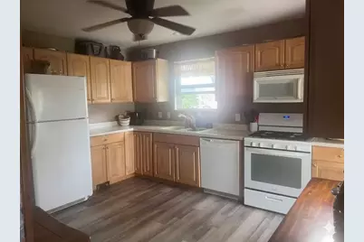 943 Pond Brook Avenue, Malta, IL 60150 - Photo 3