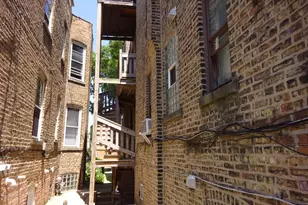 4322 N Hoyne Ave, Chicago, IL 60625 - Photo 9