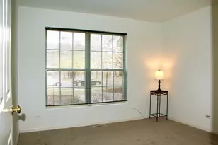 5S530 Paxton Dr, Naperville, IL 60563 - Photo 17
