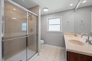 530 Pinecroft Dr, Roselle, IL 60172 - Photo 27