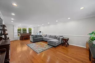530 Pinecroft Dr, Roselle, IL 60172 - Photo 3