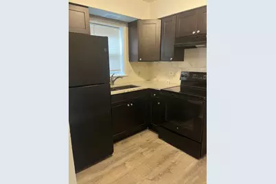 1340 N Main Street #E1, Wheaton, IL 60187 - Photo 3