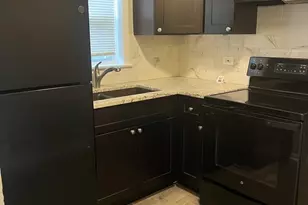 1340 N Main St, Wheaton, IL 60187 - Photo 3