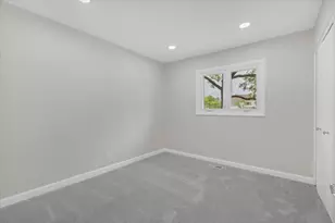 590 Durham Ct, Hoffman Estates, IL 60169 - Photo 29