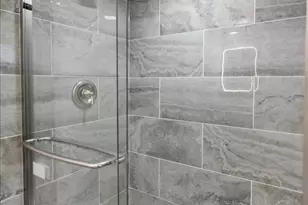 590 Durham Ct, Hoffman Estates, IL 60169 - Photo 19