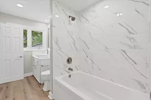 590 Durham Ct, Hoffman Estates, IL 60169 - Photo 15