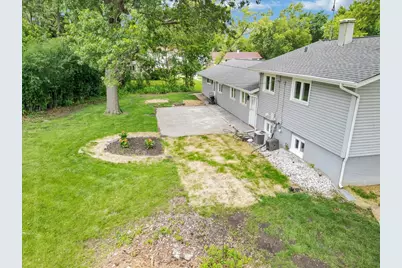 590 Durham Court, Hoffman Estates, IL 60169 - Photo 7