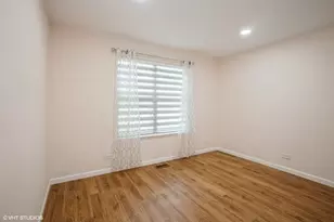 1051 Rockport Dr, Carol Stream, IL 60188 - Photo 9