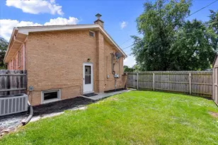 11358 S Rockwell St, Chicago, IL 60655 - Photo 13