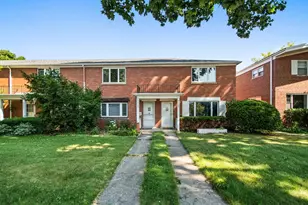 3135 Central St, Evanston, IL 60201 - Photo 1