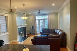 4417 S Calumet Ave, Chicago, IL 60653 - Photo 3