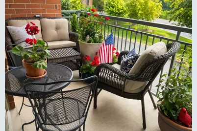 390 S Western Avenue #204, Des Plaines, IL 60016 - Photo 19