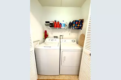 390 S Western Avenue #204, Des Plaines, IL 60016 - Photo 17