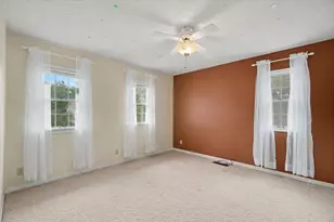 702 Cambridge Dr, Paxton, IL 60957 - Photo 27