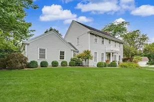 702 Cambridge Dr, Paxton, IL 60957 - Photo 3