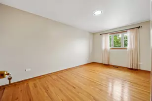 5601 S Sayre Ave, Chicago, IL 60638 - Photo 7