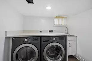 5601 S Sayre Ave, Chicago, IL 60638 - Photo 19